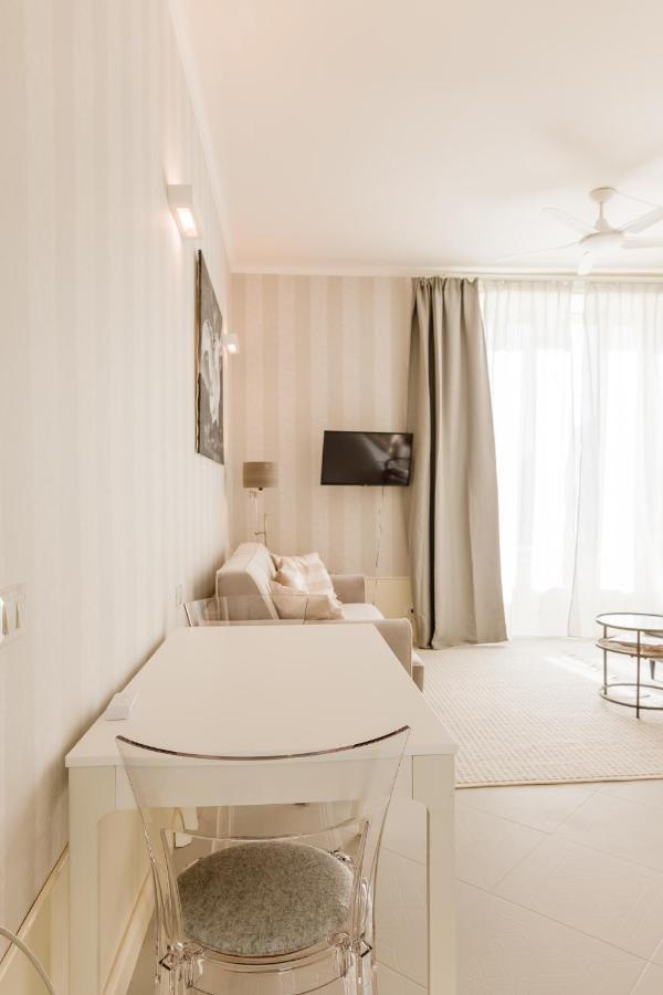 Bella Belle Griante Apartman Cadenabbia Kültér fotó